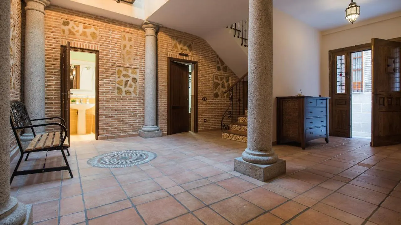 La Casa De Aljibillos By Toledo Ap 0*,